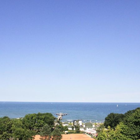 Balkon, Gratis Nutzung Vom Ahoi Erlebnisbad Und Sauna In Sellin - Villa Karola Fewo 09 Goehren  Exterior foto