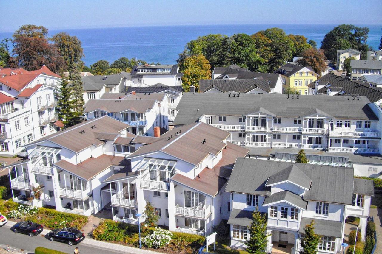 Balkon, Gratis Nutzung Vom Ahoi Erlebnisbad Und Sauna In Sellin - Villa Karola Fewo 09 Goehren  Exterior foto